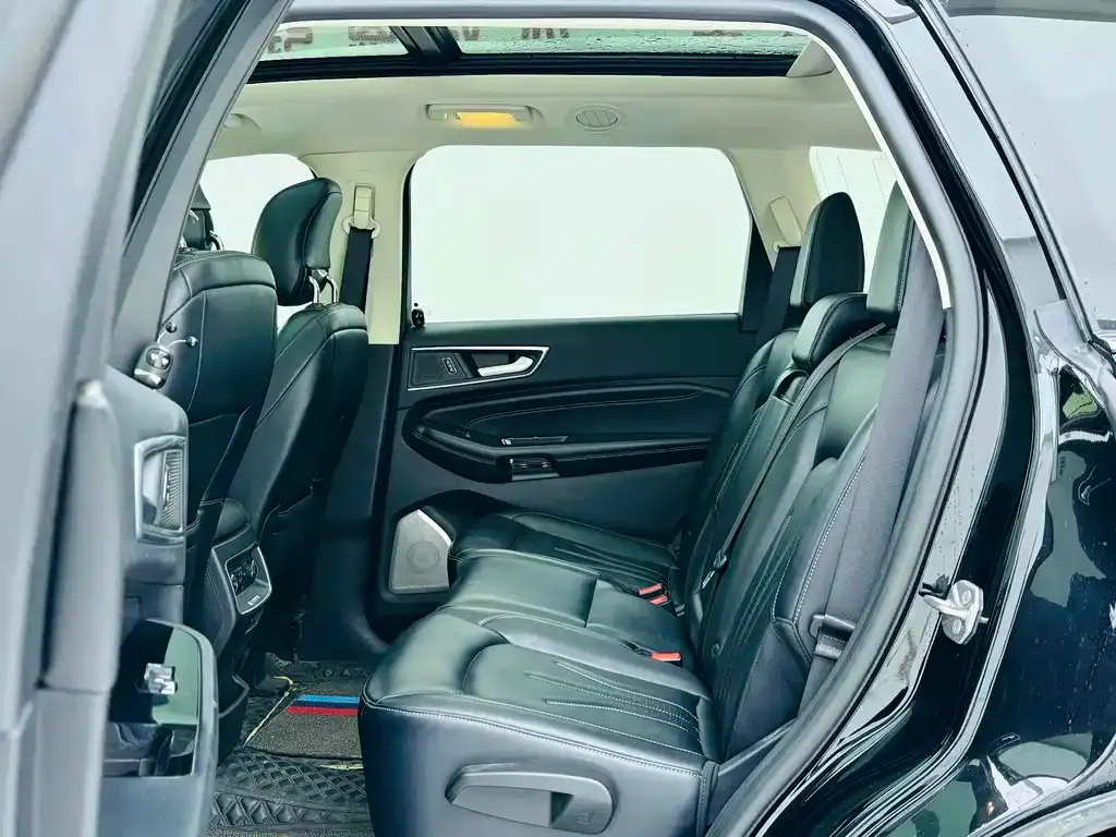 Ford Edge 2021 из CN, фото 8