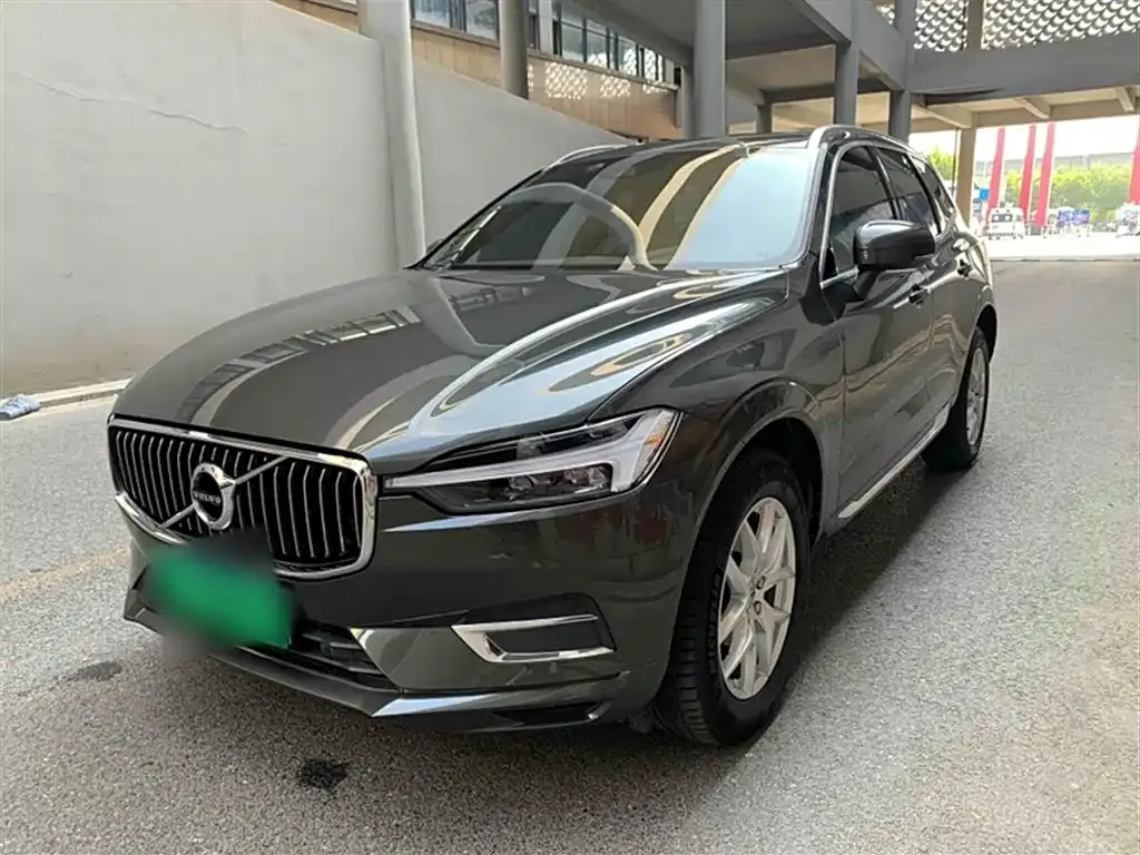 Volvo XC60 2021 из CN, фото 2