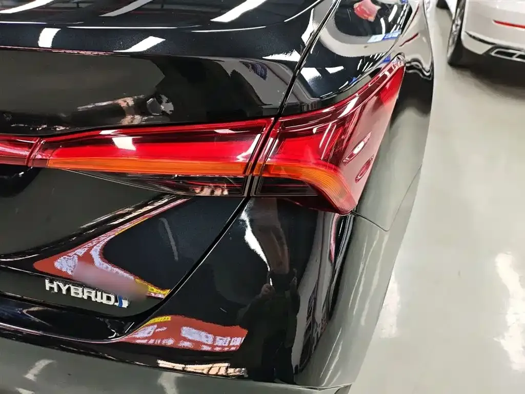 Toyota Avalon 2022 из CN, фото 2