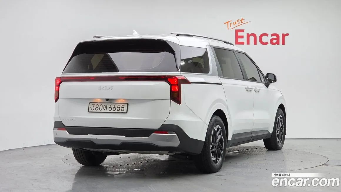 Kia Carnival 2024 из KR, фото 4