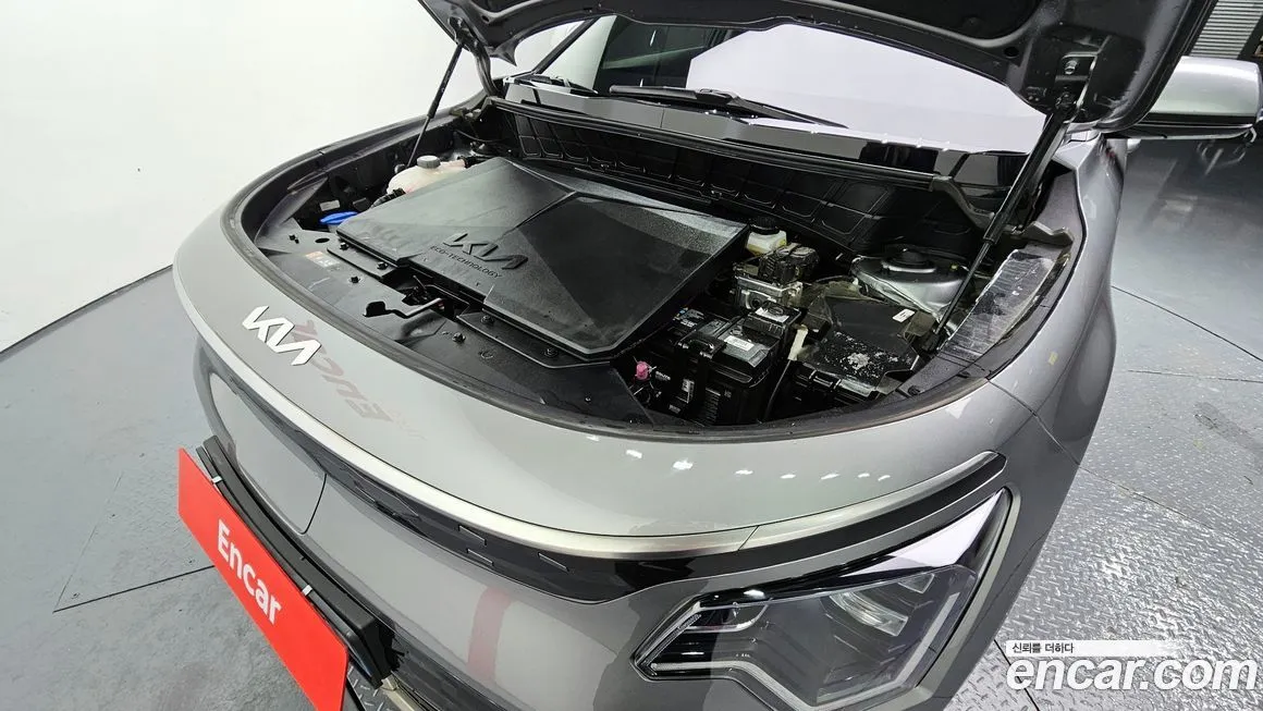 Kia Niro 2024 из KR, фото 2