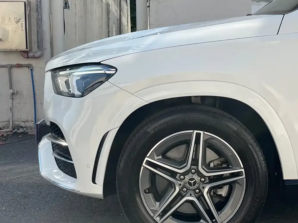 Mercedes-Benz GLE — фото 9