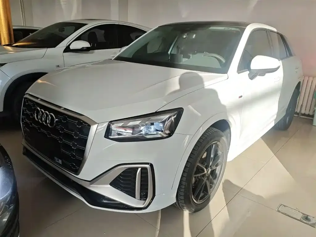 Audi Q2L 2022 из CN, фото 1
