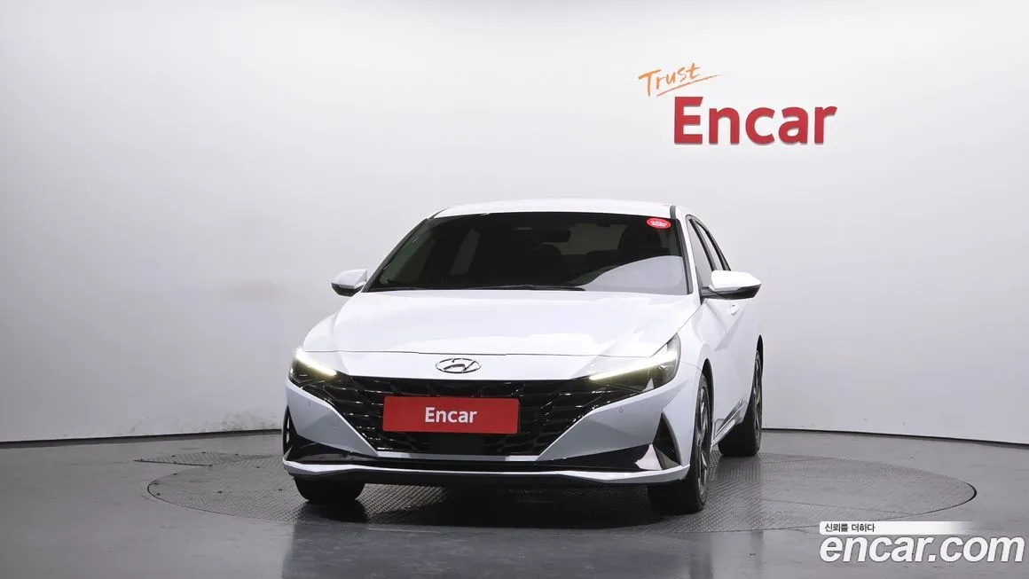 Hyundai AVANTE 2022 из KR, фото 3