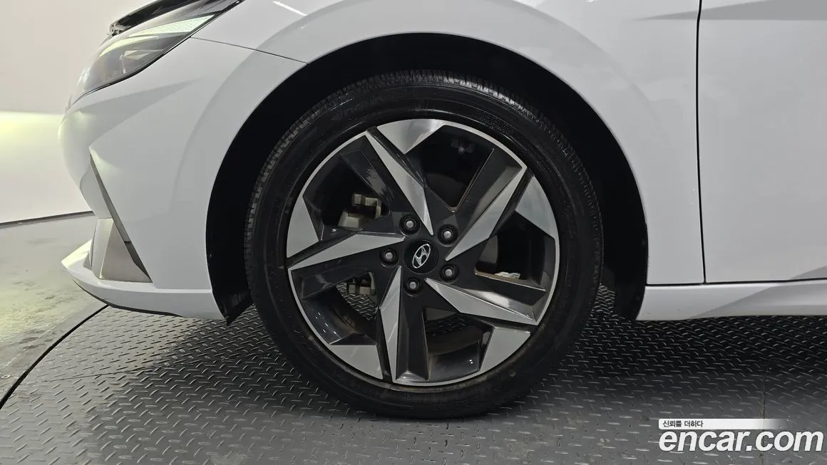 Hyundai AVANTE 2022 из KR, фото 10