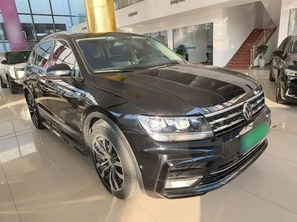 Volkswagen Tiguan L 2021 из CN, фото 4