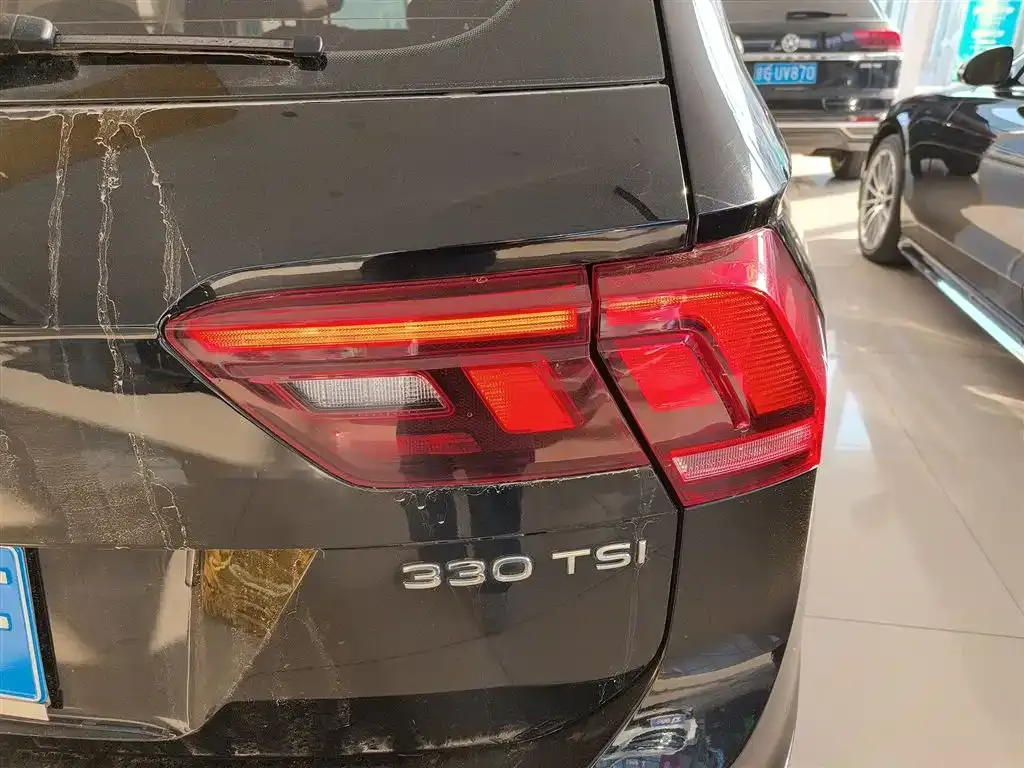 Volkswagen Tiguan L 2021 из CN, фото 8