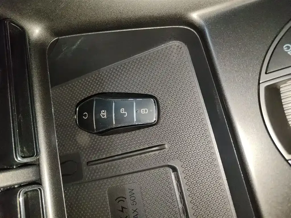 BYD Seal 05 DM-i 2024 из CN, фото 9