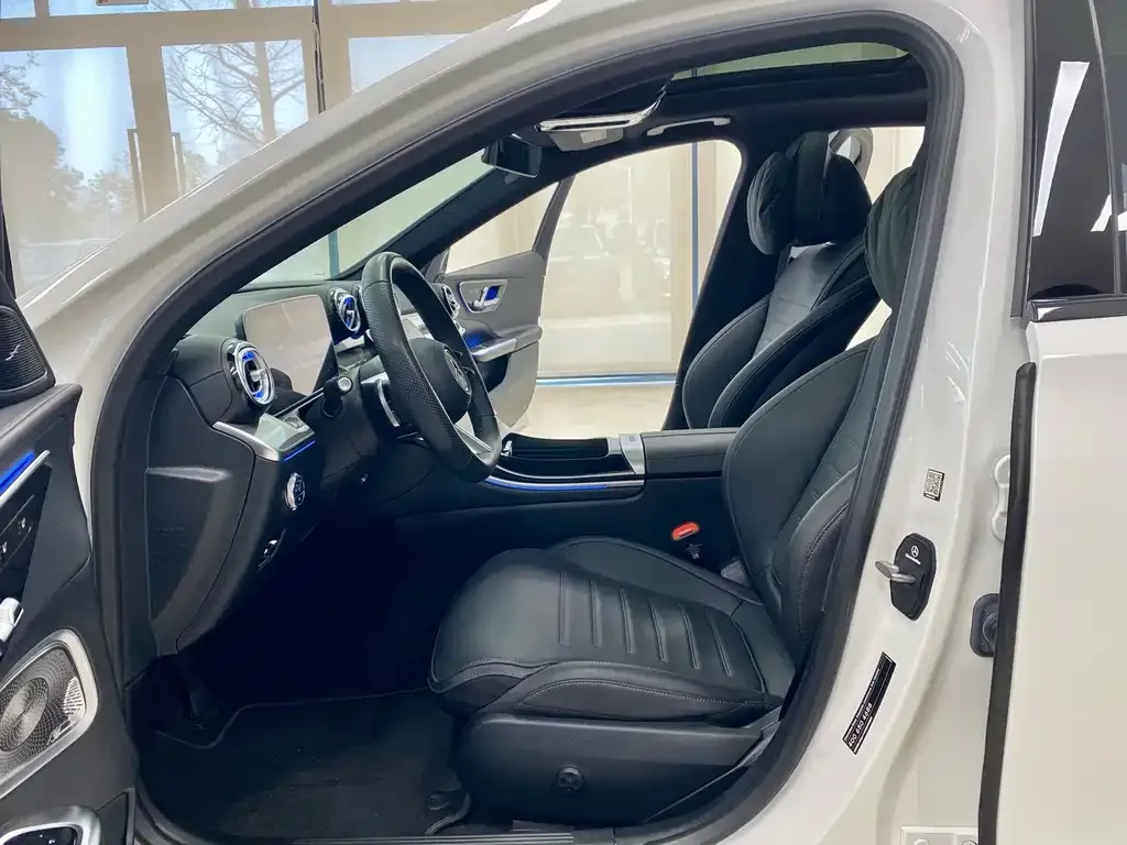 Mercedes-Benz C-Class 2024 из CN, фото 2