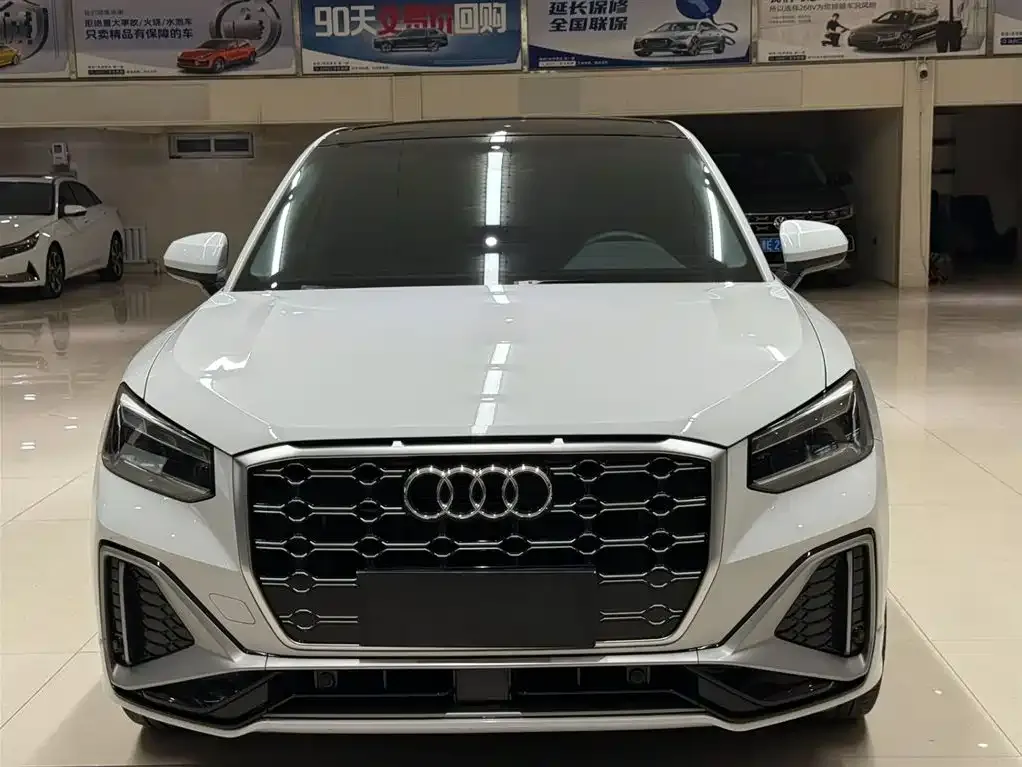 Audi Q2L 2022 из CN, фото 2
