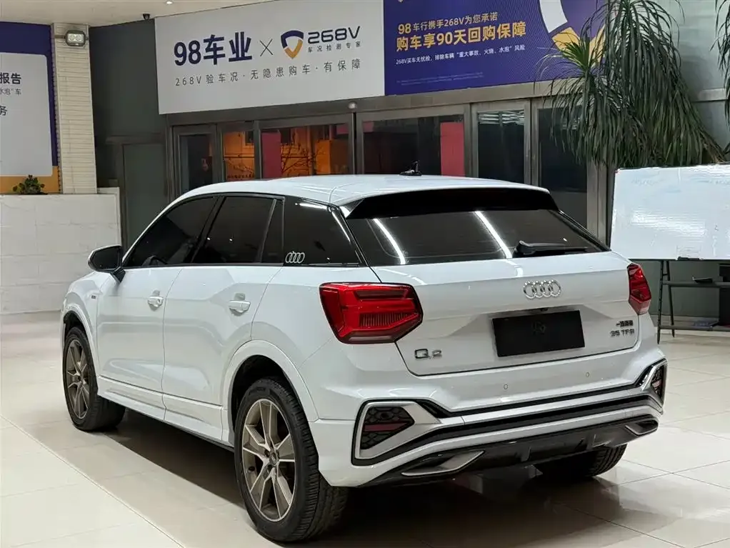 Audi Q2L 2022 из CN, фото 9