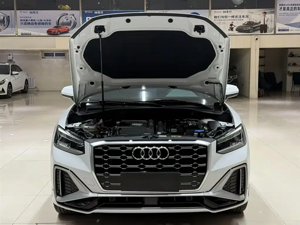 Audi Q2L 2022 из CN, фото 7