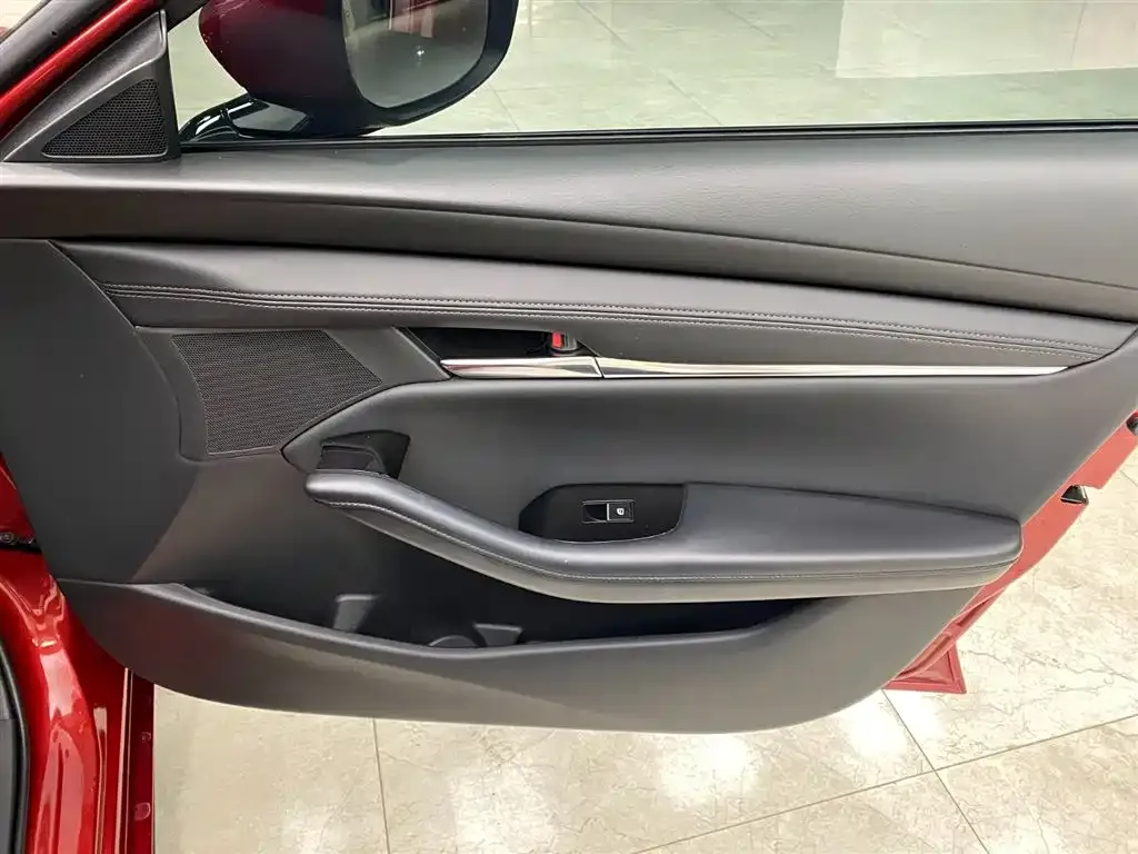 Mazda 3 Axela 2021 из CN, фото 10