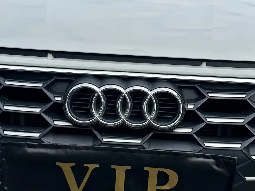 Audi A3 2023 из CN, фото 5