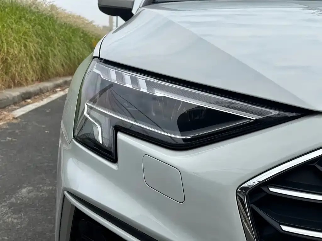 Audi A3 2023 из CN, фото 6