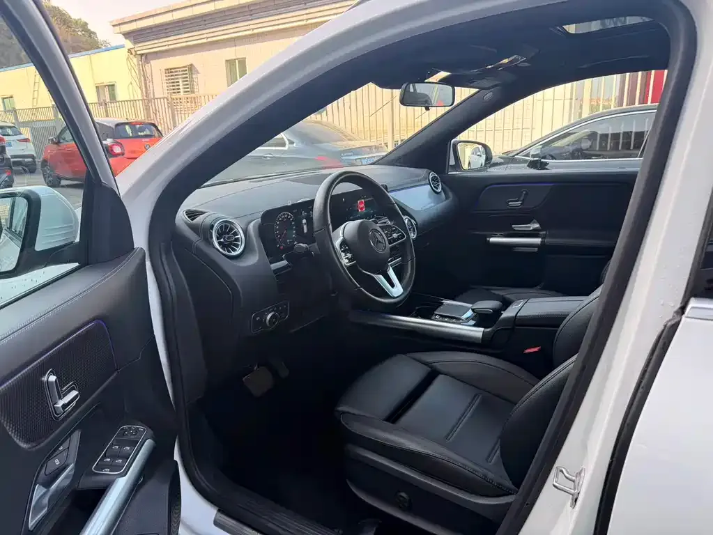 Mercedes-Benz GLA 2023 из CN, фото 4