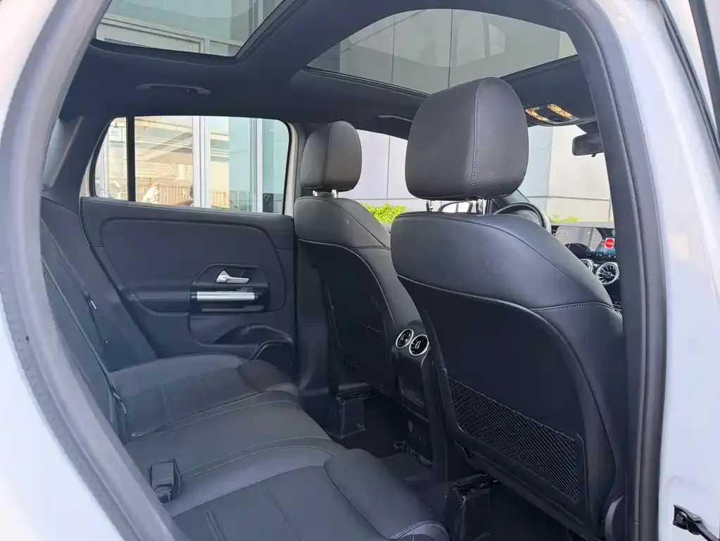 Mercedes-Benz GLA 2023 из CN, фото 7