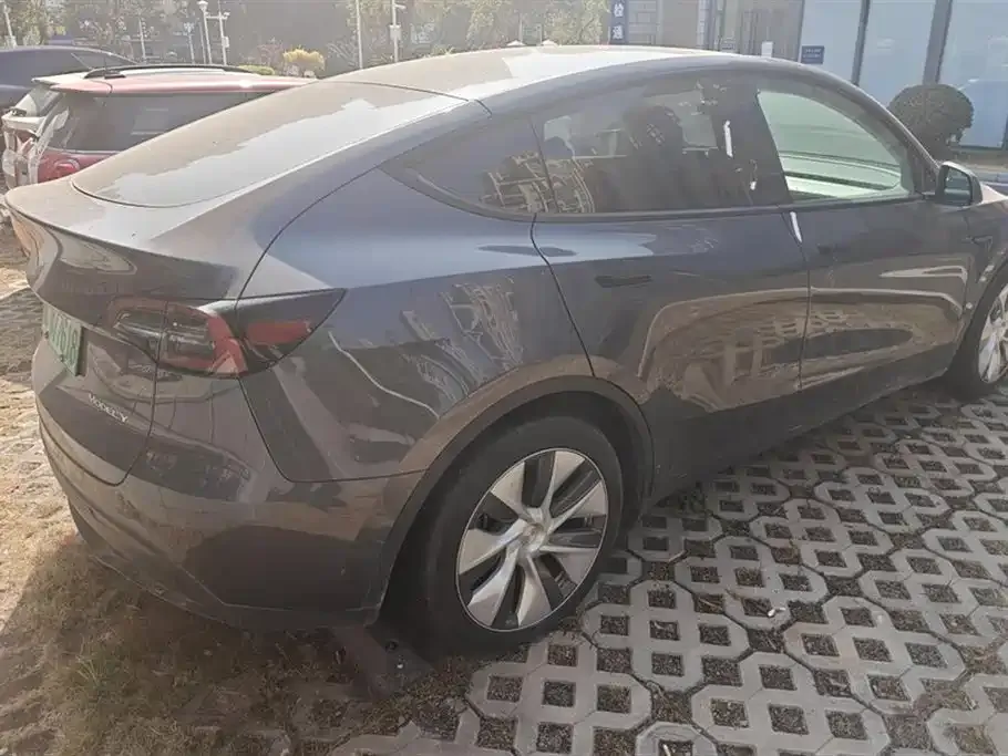 Tesla Model Y 2022 из CN, фото 4