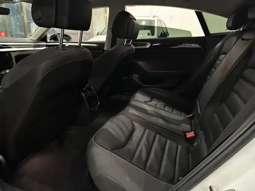 Volkswagen CC 2022 из CN, фото 6