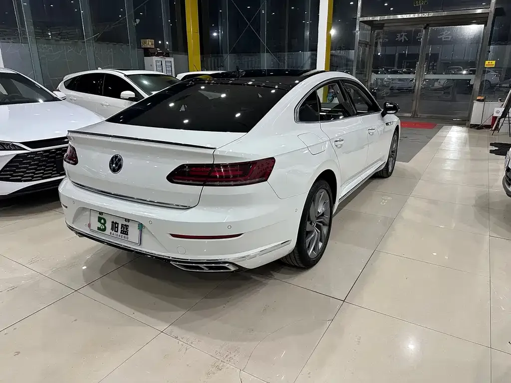 Volkswagen CC 2022 из CN, фото 7