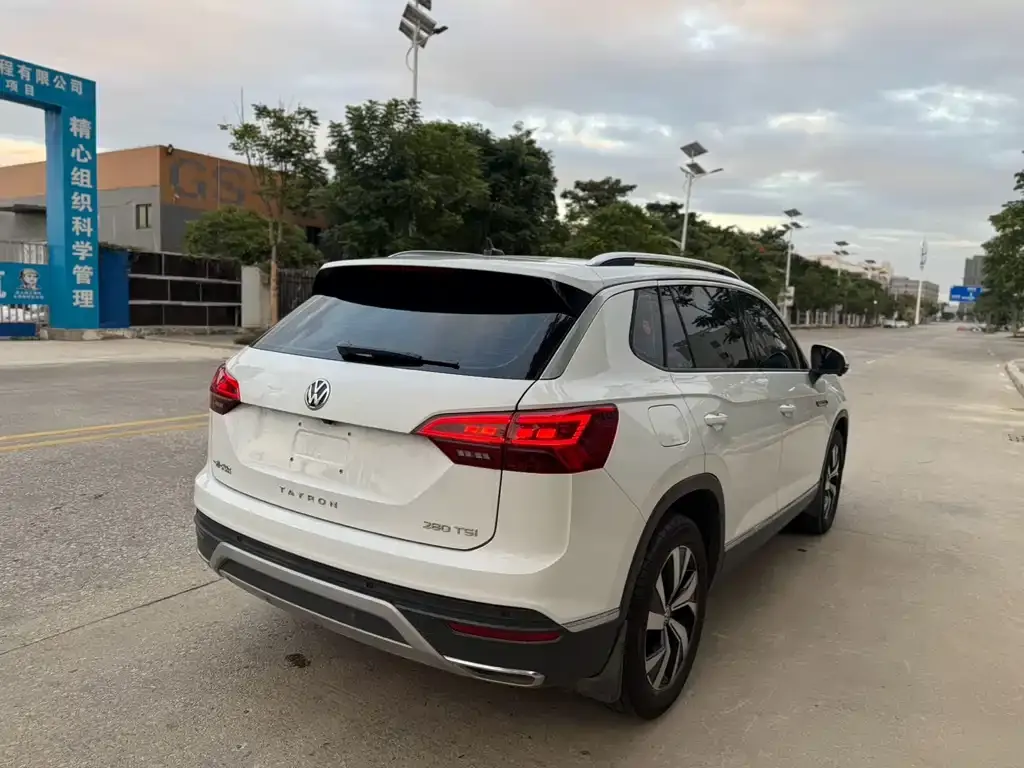 Volkswagen Tayron 2022 из CN, фото 7