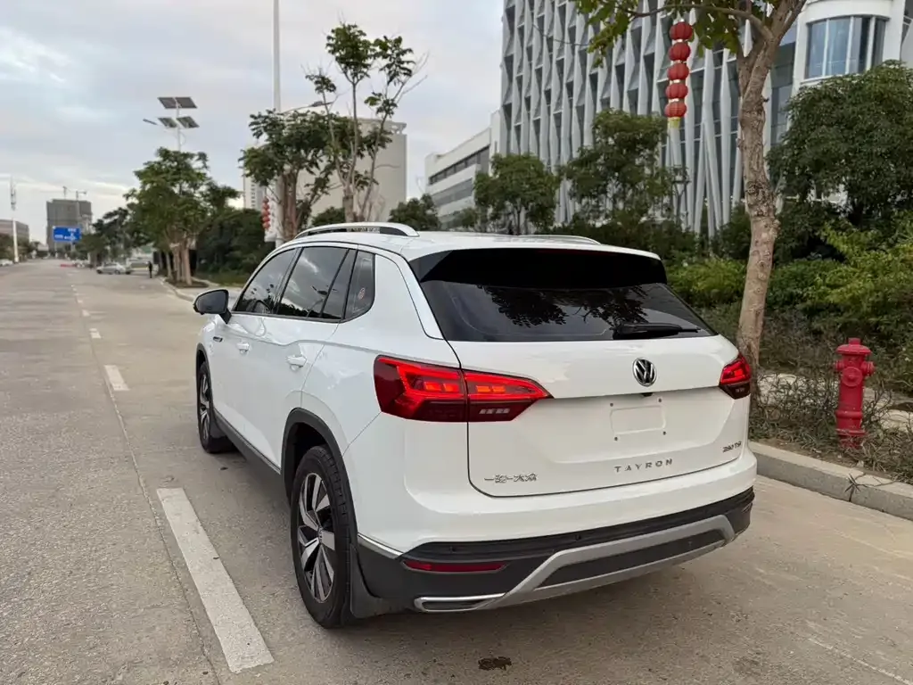 Volkswagen Tayron 2022 из CN, фото 9