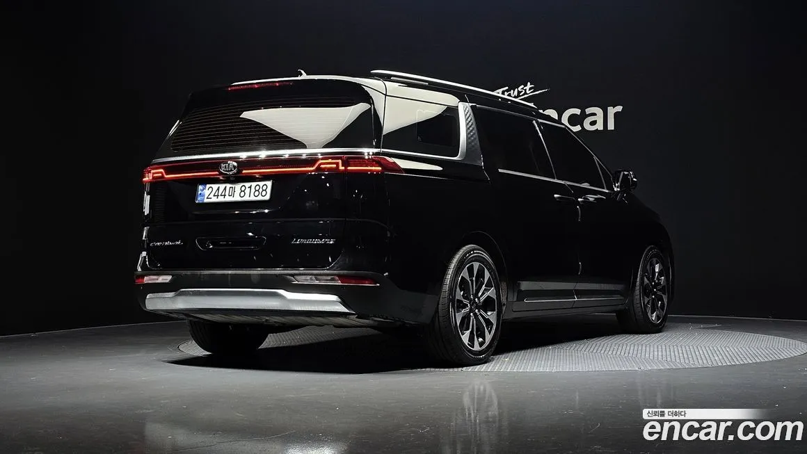 Kia Carnival — фото 2