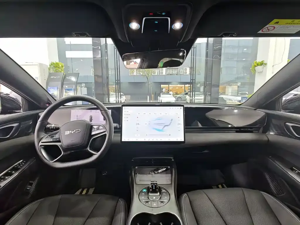 BYD Seal — фото 8