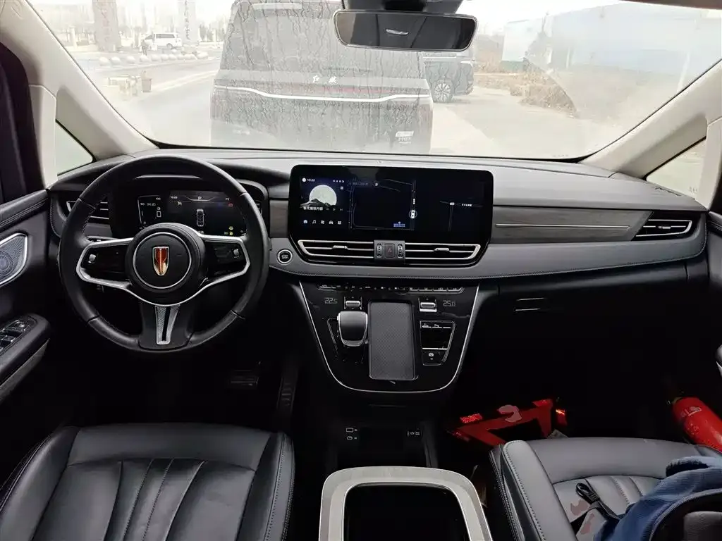 Hongqi HQ9 PHEV 2024 из CN, фото 5