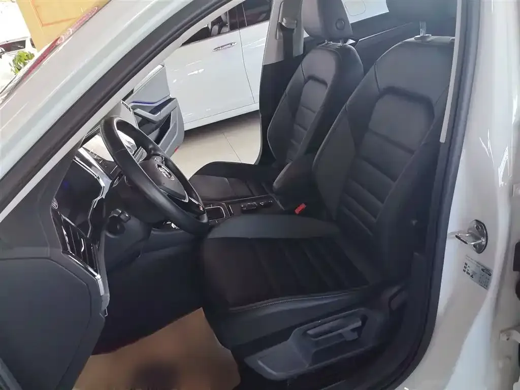 Volkswagen Sagitar 2021 из CN, фото 9