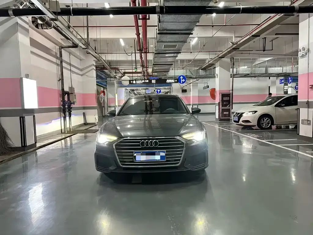 Audi A6L 2021 из CN, фото 9