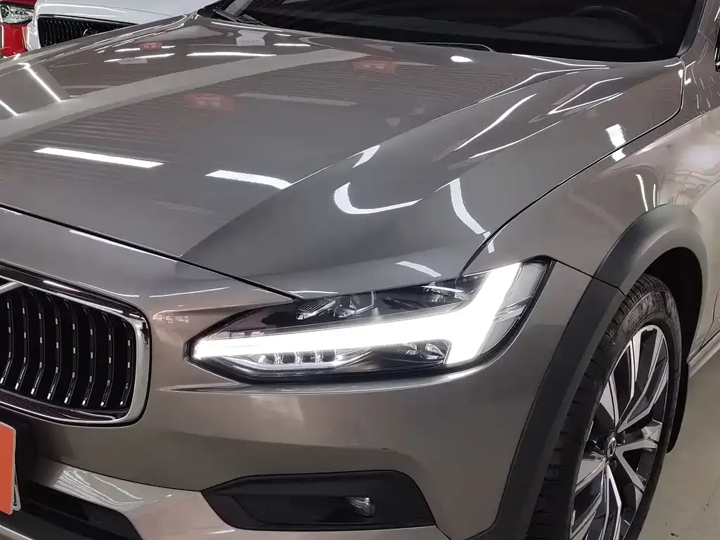 Volvo V90 2021 из CN, фото 5