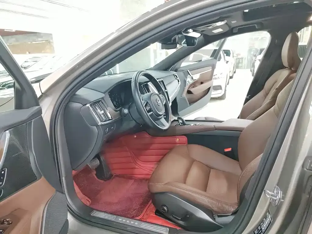 Volvo V90 2021 из CN, фото 10