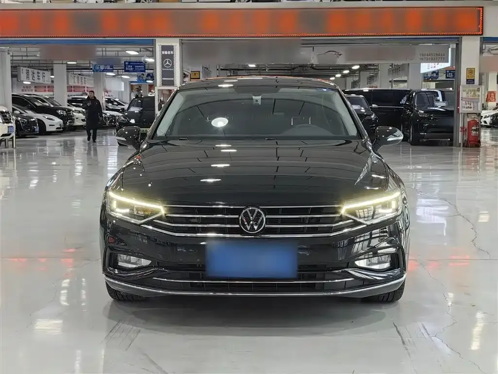 Volkswagen Magotan 2021 из CN, фото 8