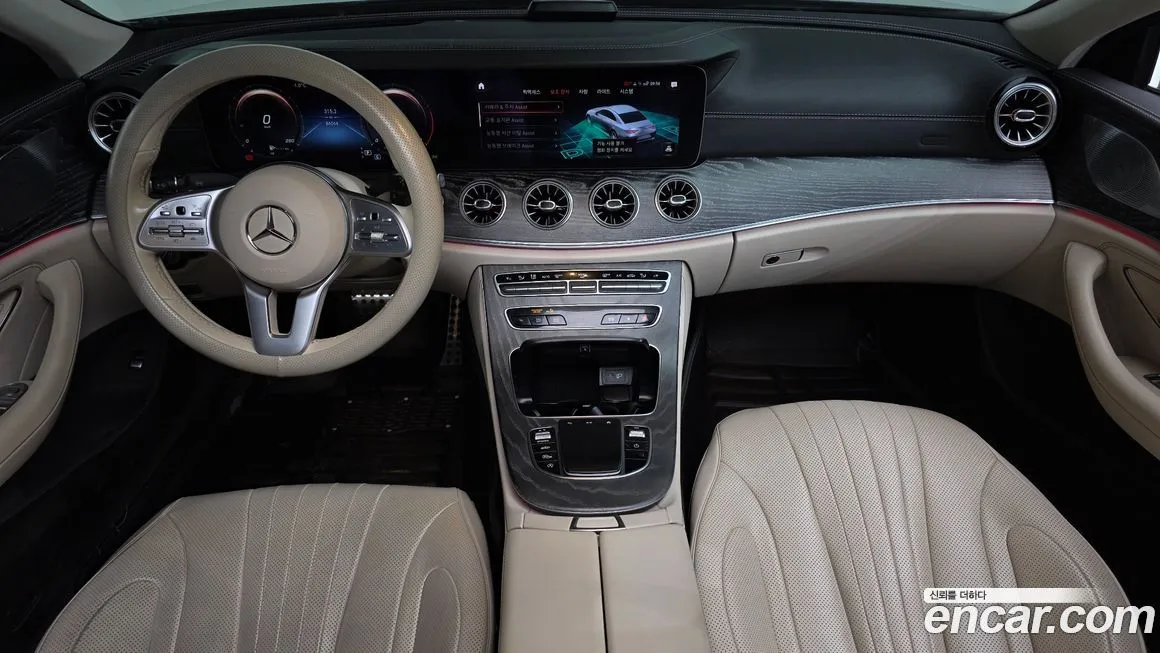 Mercedes-Benz CLS-Class — фото 10