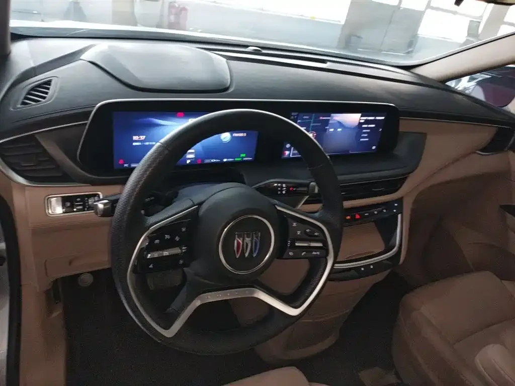 Buick GL8 Hybrid — фото 3