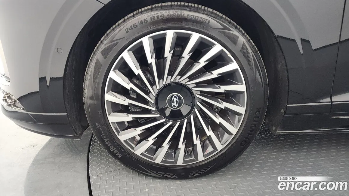 Hyundai Grandeur 2023 из KR, фото 5