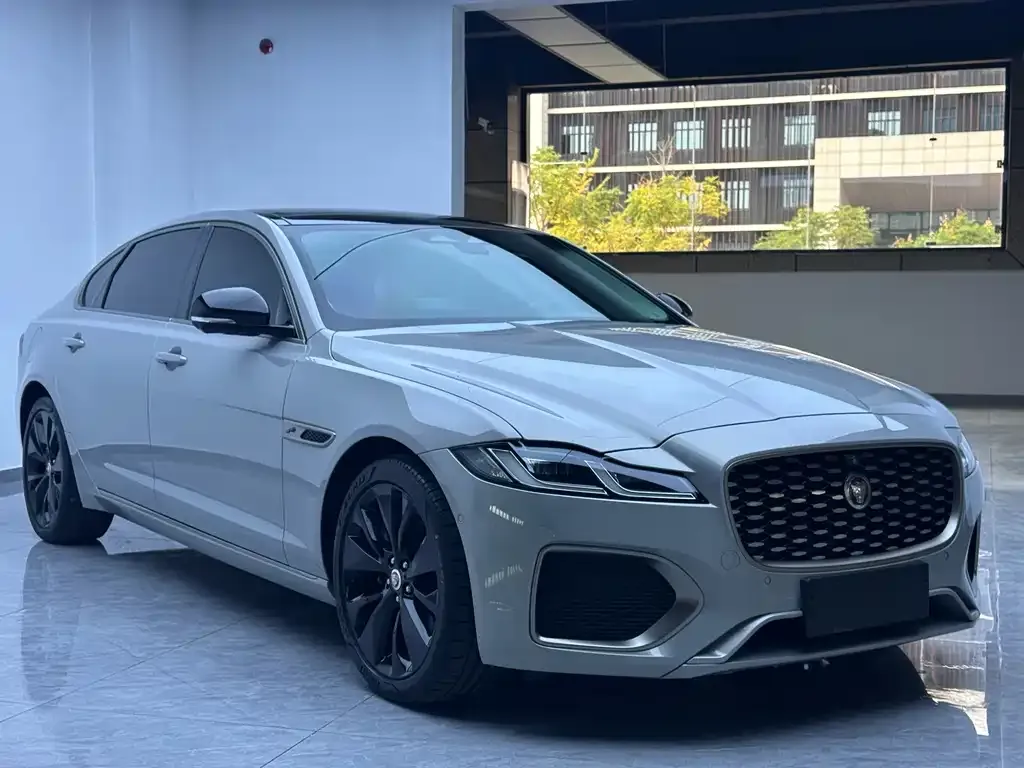 Jaguar XFL 2023 из CN, фото 5