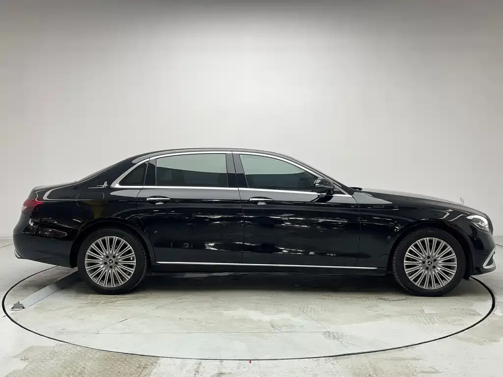 Mercedes-Benz E-Class 2023 из CN, фото 9