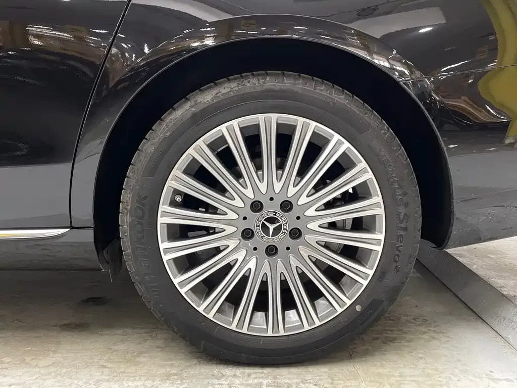 Mercedes-Benz E-Class 2023 из CN, фото 7