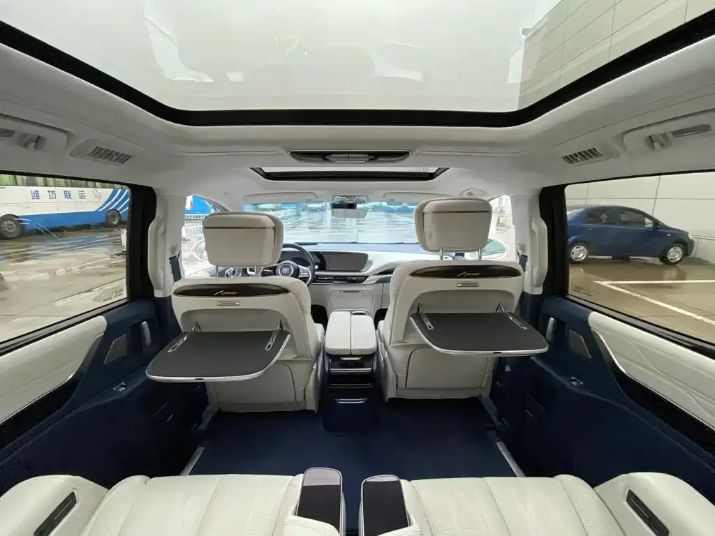 Buick Century 2023 из CN, фото 8