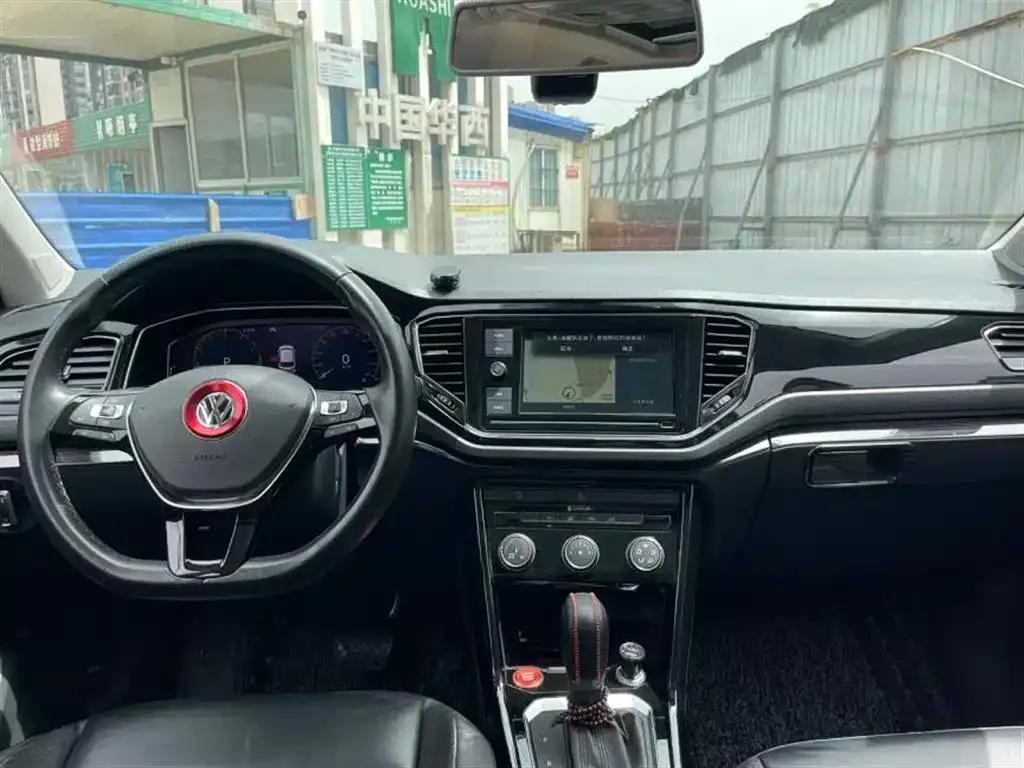 Volkswagen T-Roc 2021 из CN, фото 5