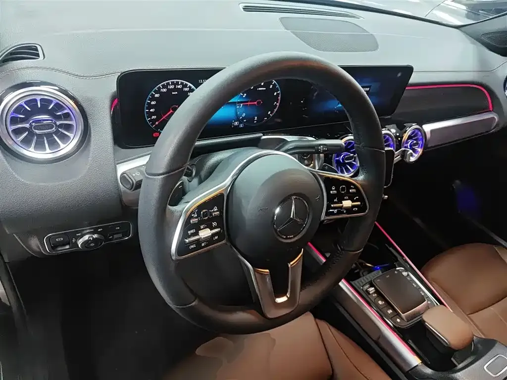 Mercedes-Benz GLB 2022 из CN, фото 8
