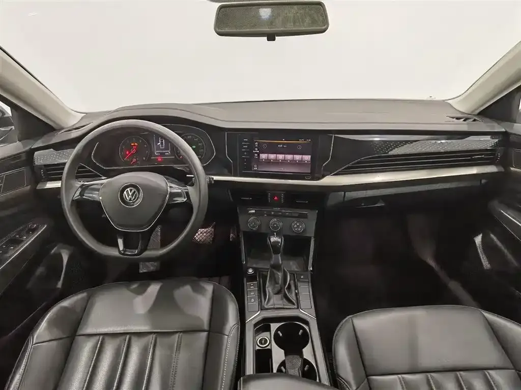 Volkswagen Passat 2021 из CN, фото 5