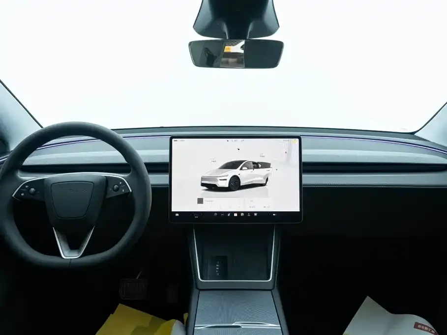 Tesla Model Y — фото 3