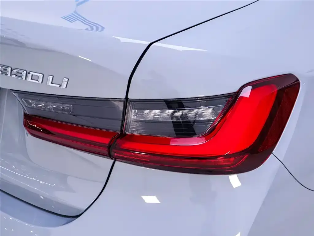 BMW 3 Series 2024 из CN, фото 4