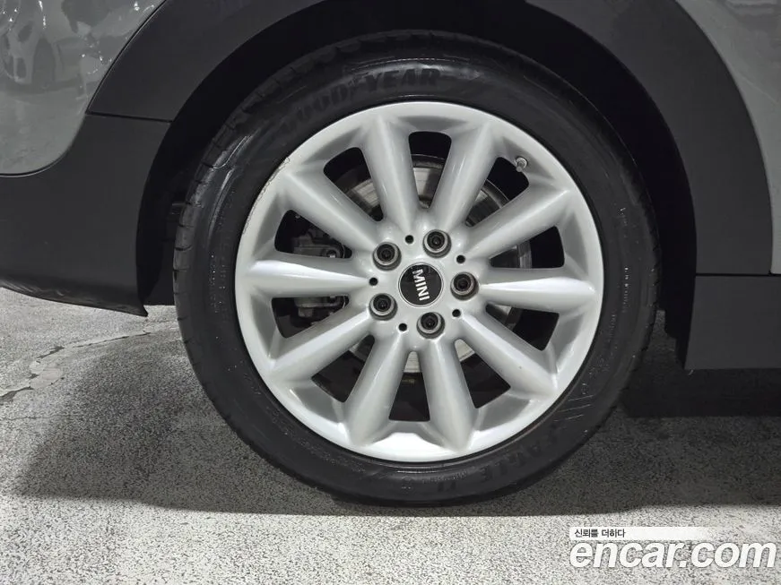 Mini Clubman 2022 из KR, фото 10