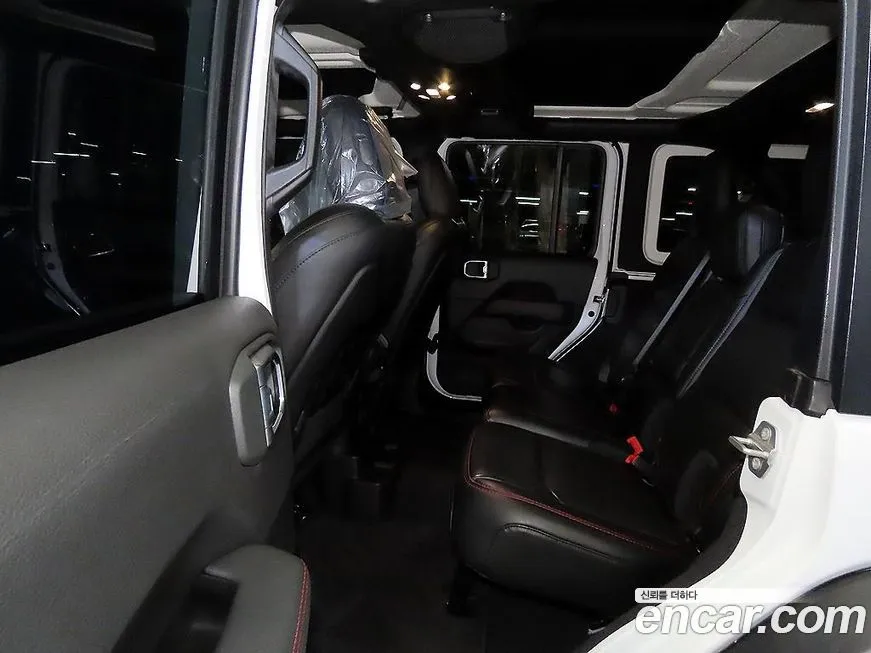 Jeep Wrangler 2021 из KR, фото 7