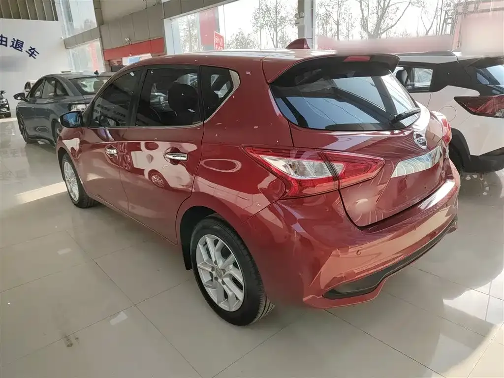 Nissan Tiida 2022 из CN, фото 5