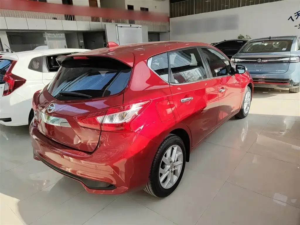 Nissan Tiida 2022 из CN, фото 7